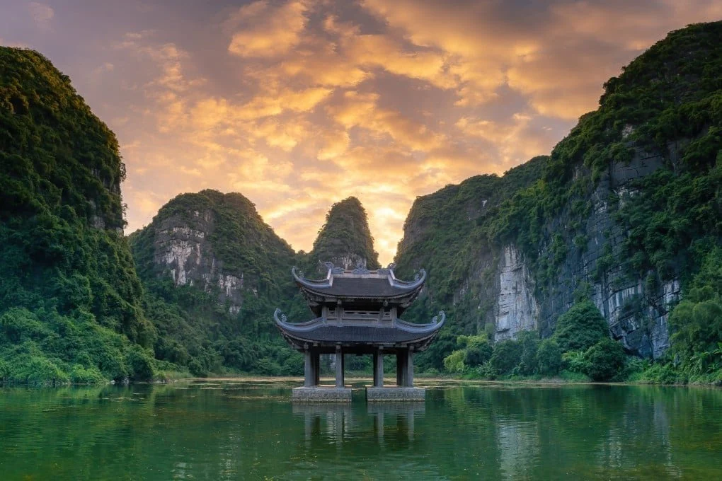 Tour Hà Nội
